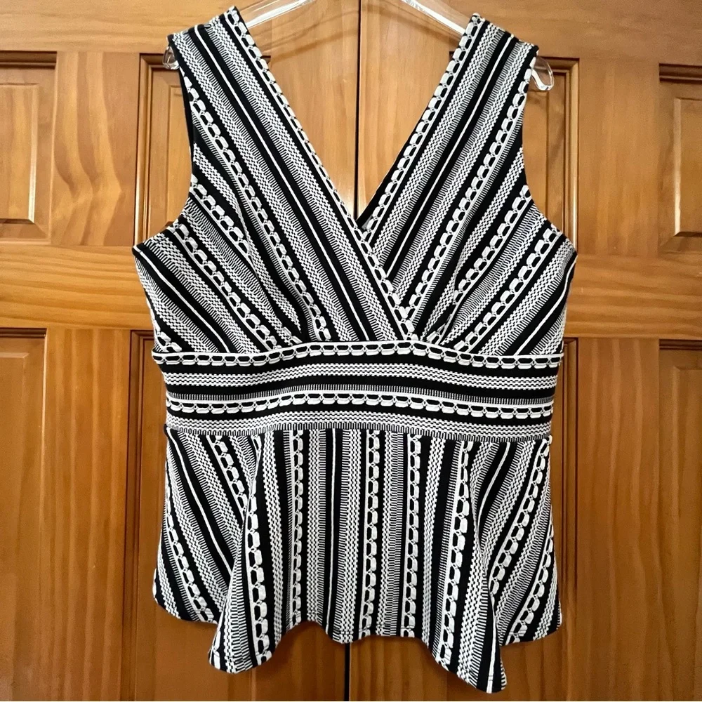 Anthropologie Vanessa Virginia Black and White Faux Wrap Peplum Tank Top - Picture 2 of 11